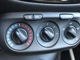Opel Corsa (2017) thumbnail 11