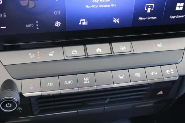 Opel Astra (2022) thumbnail 11
