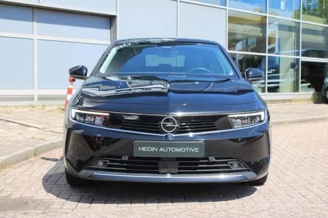 Opel Astra (2022) thumbnail 13