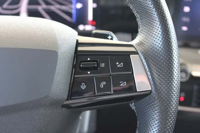 Opel Astra (2022) thumbnail 14