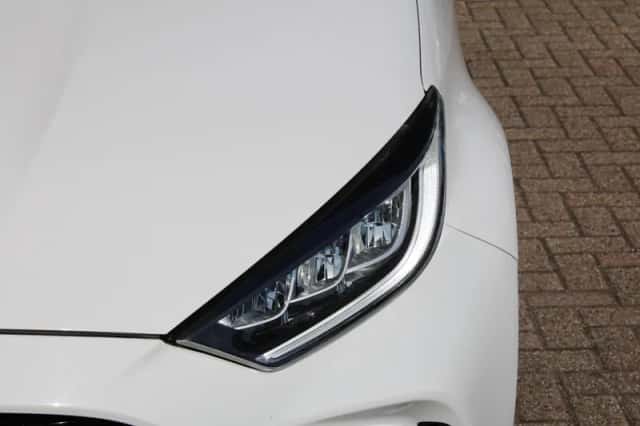 Toyota Yaris (2021) thumbnail 6