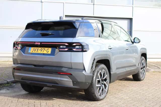 Jeep Compass (2026) thumbnail 2