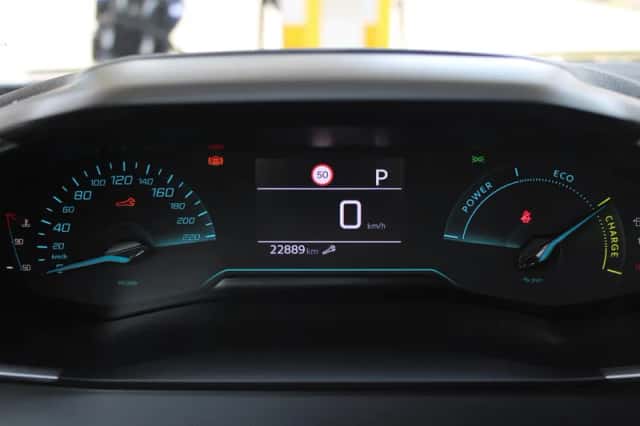 Peugeot 2008 (2025) thumbnail 5