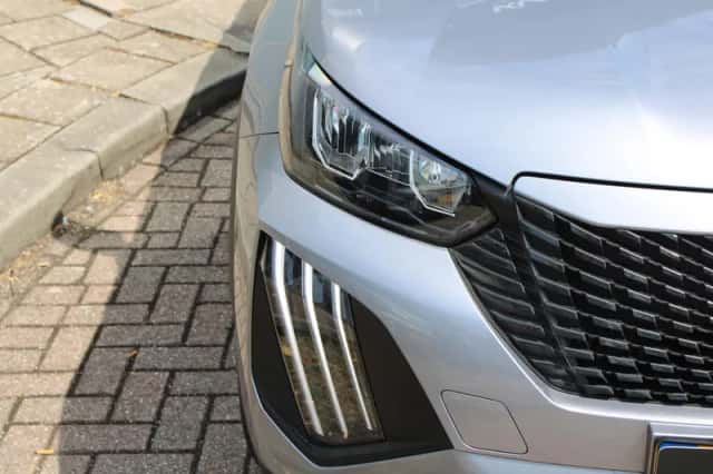 Peugeot 2008 (2025) thumbnail 6