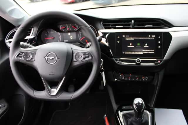Opel Corsa (2021) thumbnail 3