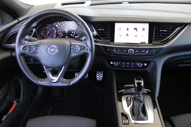 Opel Insignia (2017) thumbnail 3