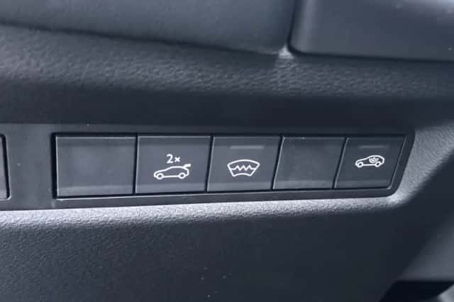 Jeep Compass (2026) thumbnail 5