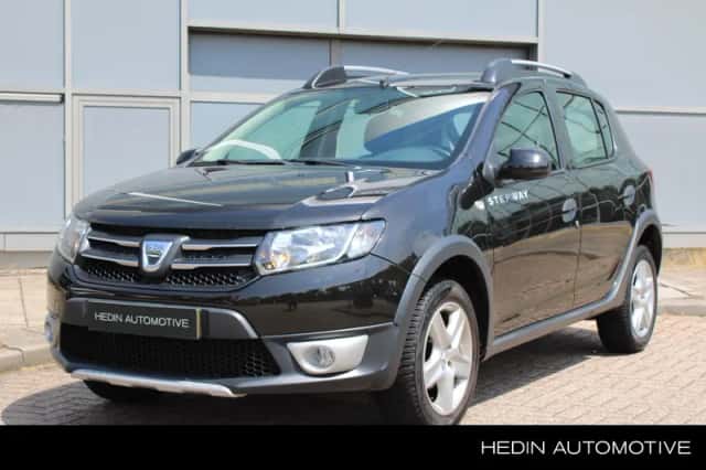 Dacia Sandero Stepway (2016) thumbnail 1