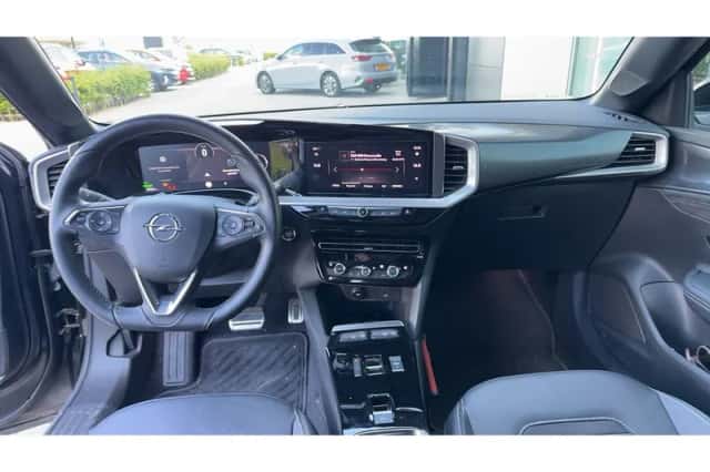 Opel Mokka-e (2022) thumbnail 11