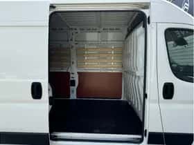Peugeot Boxer (2021) thumbnail 12