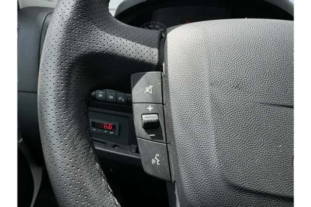Peugeot Boxer (2021) thumbnail 25