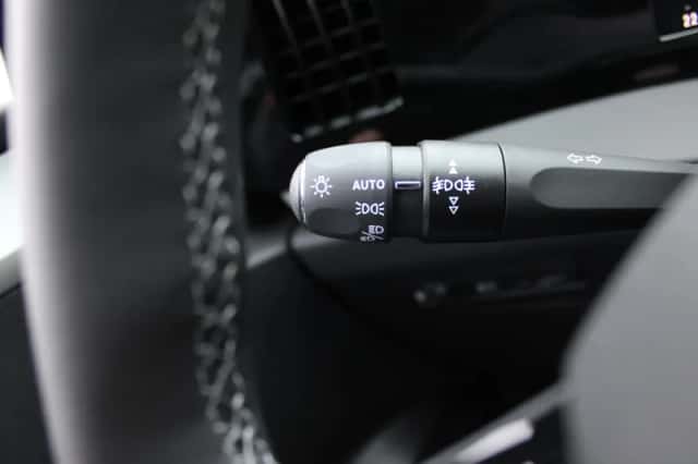 Opel Astra (2025) thumbnail 18
