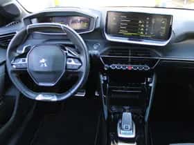 Peugeot 208 (2021) thumbnail 3