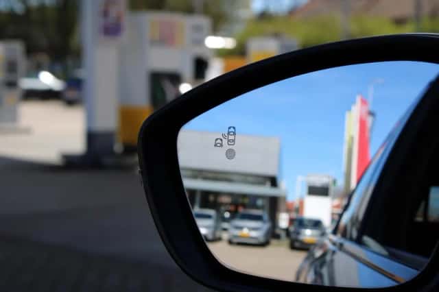 Peugeot 208 (2021) thumbnail 26