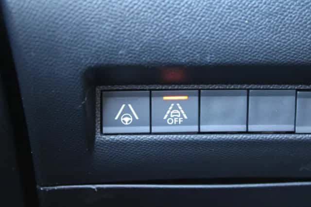 Peugeot 208 (2021) thumbnail 27