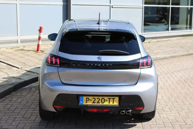 Peugeot 208 (2021) thumbnail 36