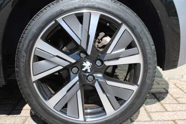 Peugeot 208 (2021) thumbnail 6