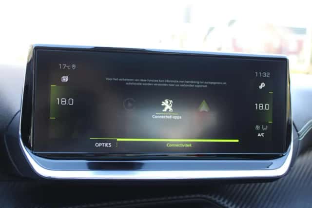 Peugeot 208 (2021) thumbnail 9