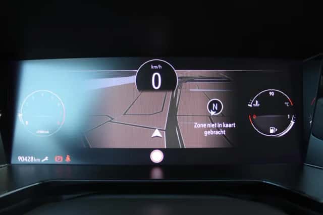 Opel Grandland (2022) thumbnail 5