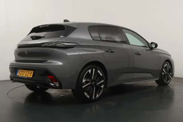 Peugeot 308 (2026) thumbnail 2