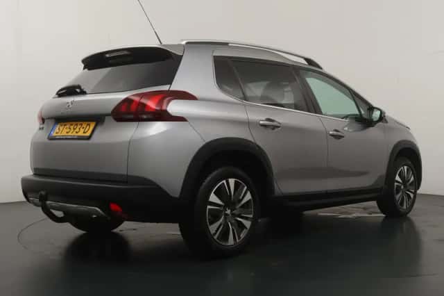 Peugeot 2008 (2018) thumbnail 2