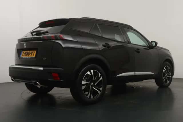 Peugeot 2008 (2021) thumbnail 2