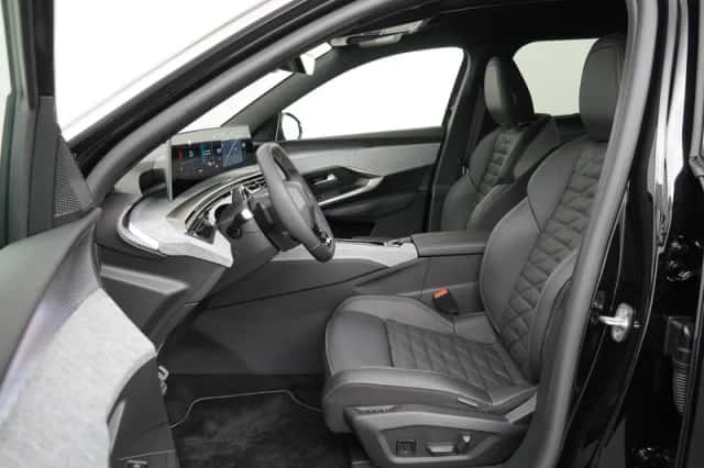 Peugeot 5008 (2026) thumbnail 2