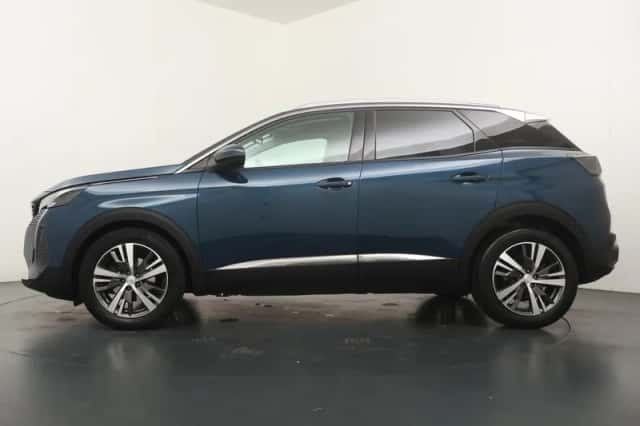 Peugeot 3008 (2021) thumbnail 3