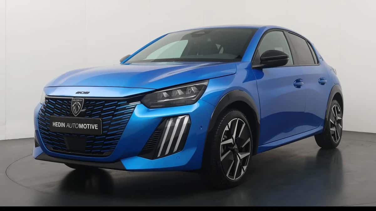 Peugeot 208 (2025) — foto 1