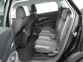 Peugeot 5008 (2020) thumbnail 16
