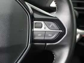 Peugeot 5008 (2020) thumbnail 18