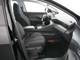 Peugeot 5008 (2020) thumbnail 19