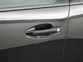 Peugeot 5008 (2020) thumbnail 31
