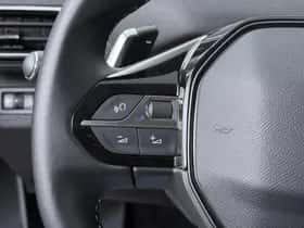 Peugeot 3008 (2022) thumbnail 18