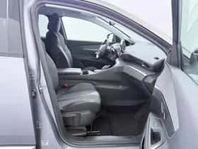Peugeot 3008 (2022) thumbnail 19