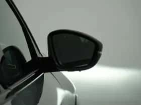 Peugeot 208 (2024) thumbnail 36