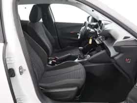 Peugeot 2008 (2021) thumbnail 19