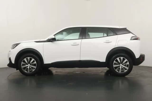 Peugeot 2008 (2021) thumbnail 3