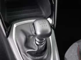 Peugeot 2008 (2021) thumbnail 22