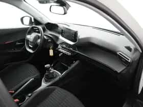 Peugeot 2008 (2021) thumbnail 38