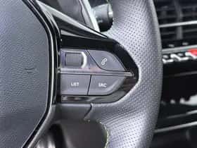 Peugeot 208 (2023) thumbnail 17