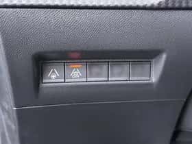 Peugeot 208 (2023) thumbnail 25