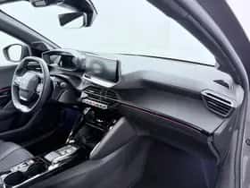 Peugeot 208 (2023) thumbnail 38
