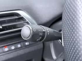 Peugeot 3008 (2021) thumbnail 27