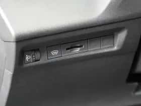 Peugeot 308 (2023) thumbnail 31