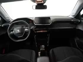 Peugeot e-208 (2023) thumbnail 4