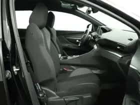 Peugeot 5008 (2023) thumbnail 17