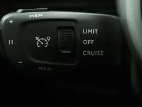 Peugeot 5008 (2023) thumbnail 38
