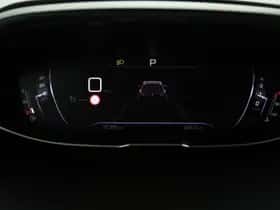 Peugeot 5008 (2023) thumbnail 5