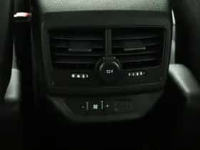 Peugeot 5008 (2023) thumbnail 57